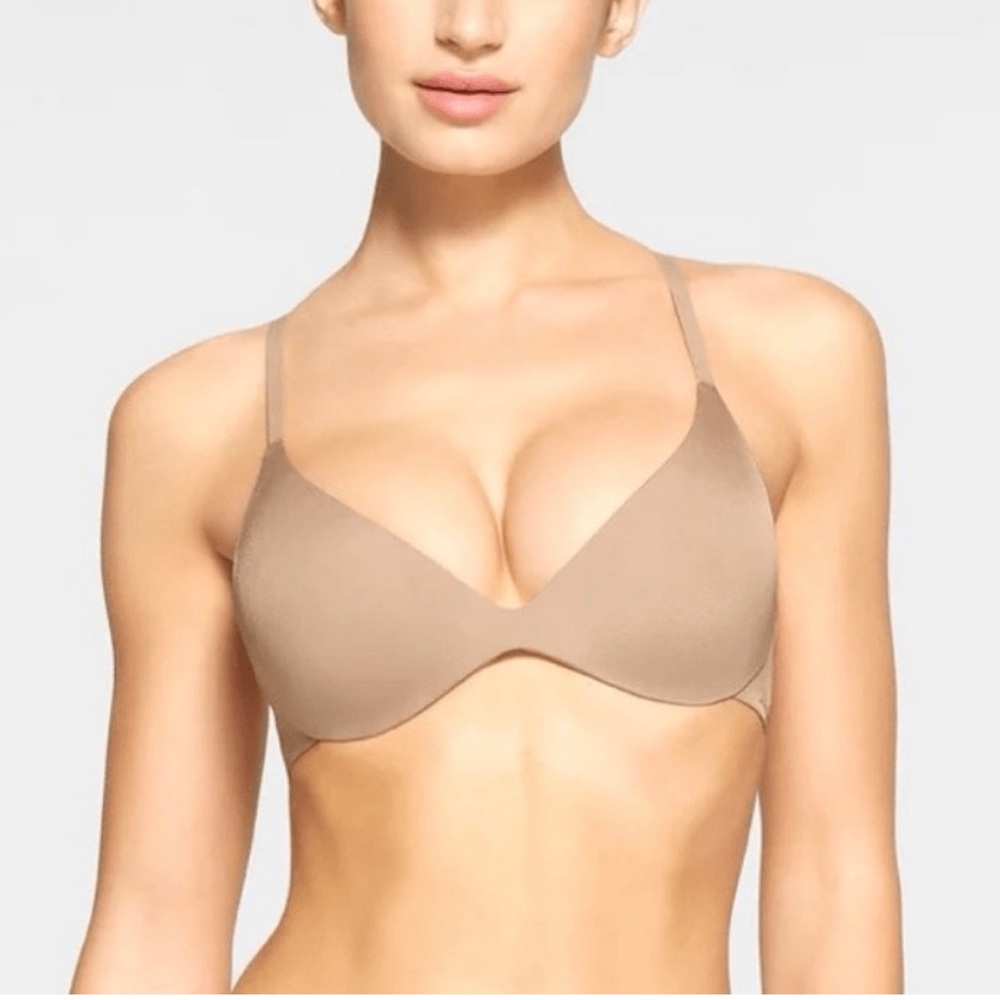 SKIMS  Wireless Super Push Up Bra